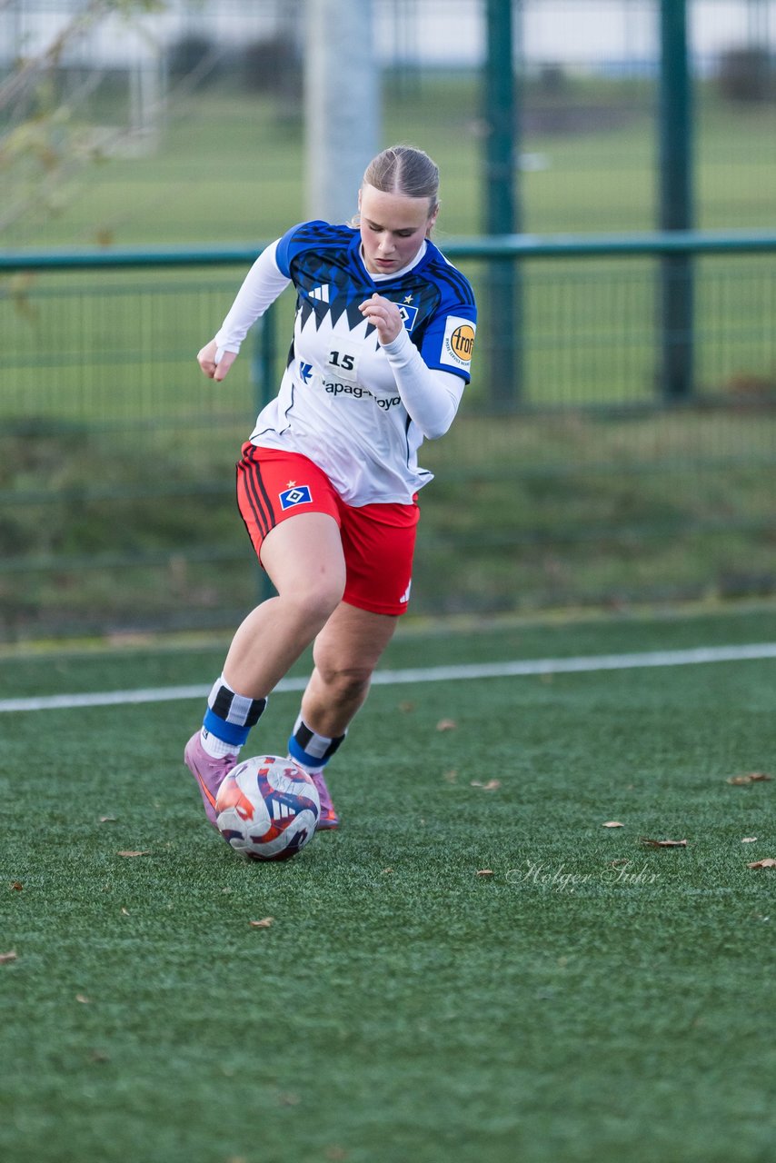 Bild 421 - wBJ Hamburger SV - Holstein Kiel : Ergebnis: 8:0